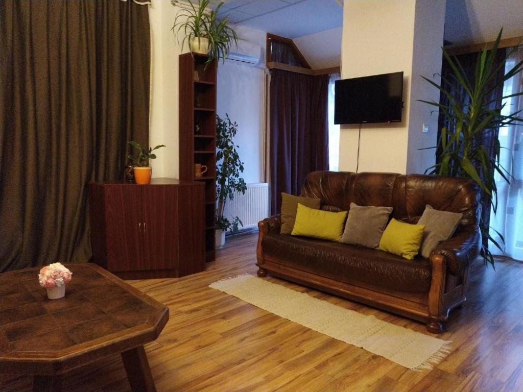 Erzsébet Vendégház és Apartman Hajdúszoboszló Exterior foto